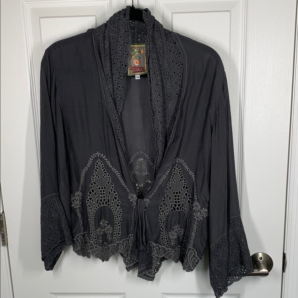 Johnny Was gray tie front shirt kimono embroidered top size medium
